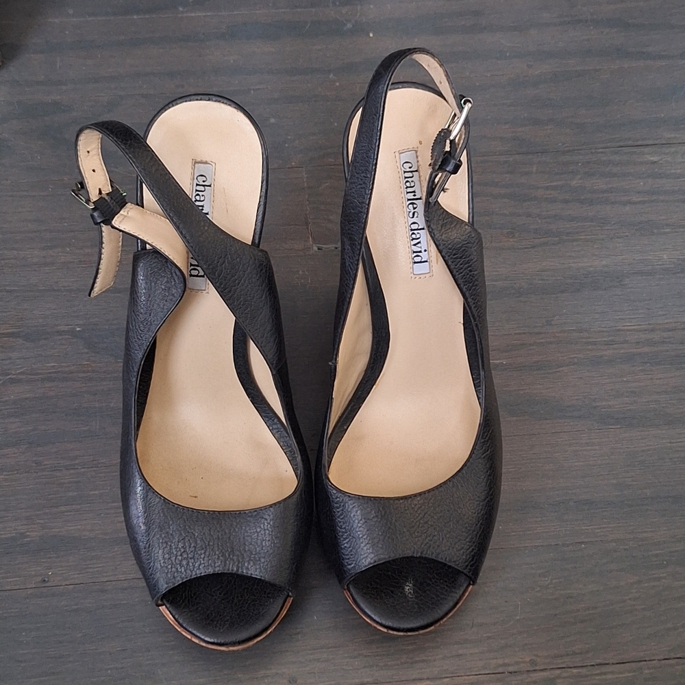 Charles By Charles David Black and Tan Wedge Shoes 8.5 - Picture 2 of 11